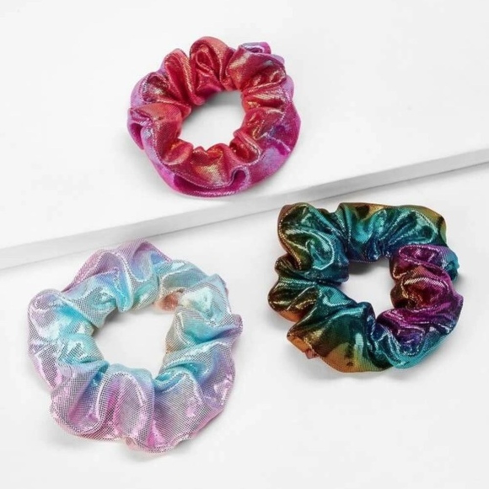 🎉JUST IN! Mermaid Tail Iridescent Scrunchie